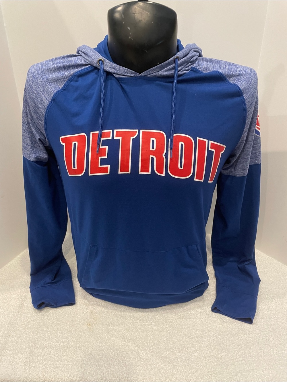 Mens Fanatics Royal Blue Detroit Pistons Pullover Hoodie with Red Lettering